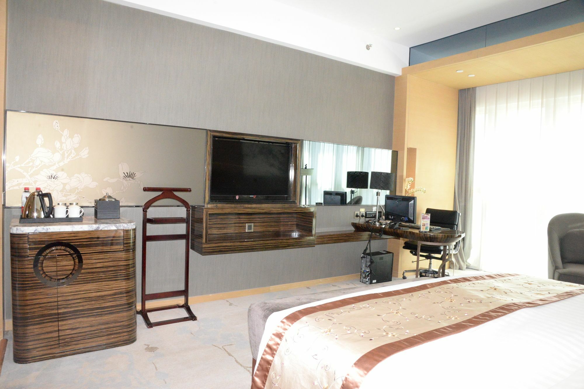 Beijing Riverside Hotel Exterior photo